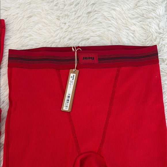 SKIMS Red Ribbed Pajama Set - Picture 3 of 5